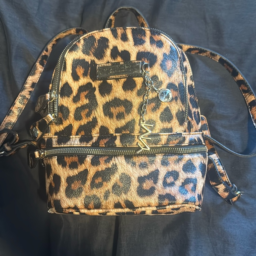 Marc New York Trendy Chetah mini bookbag
